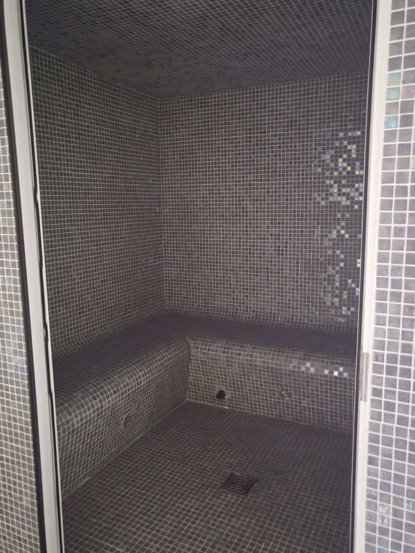 Hammam de la résidence l'Adrechas à la Colmiane Valdeblore
